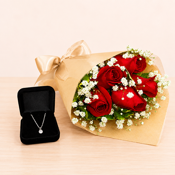 Rosas Vermelhas com Ponto de Luz